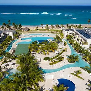 now-onyx-punta-cana-uvero-alto.comcaribbean.com/